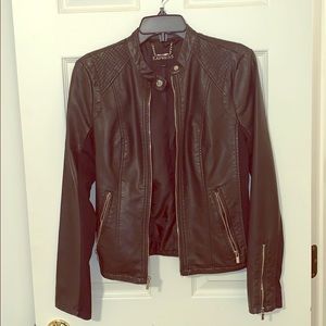 Express size S faux leather moto jacket w/ zippers